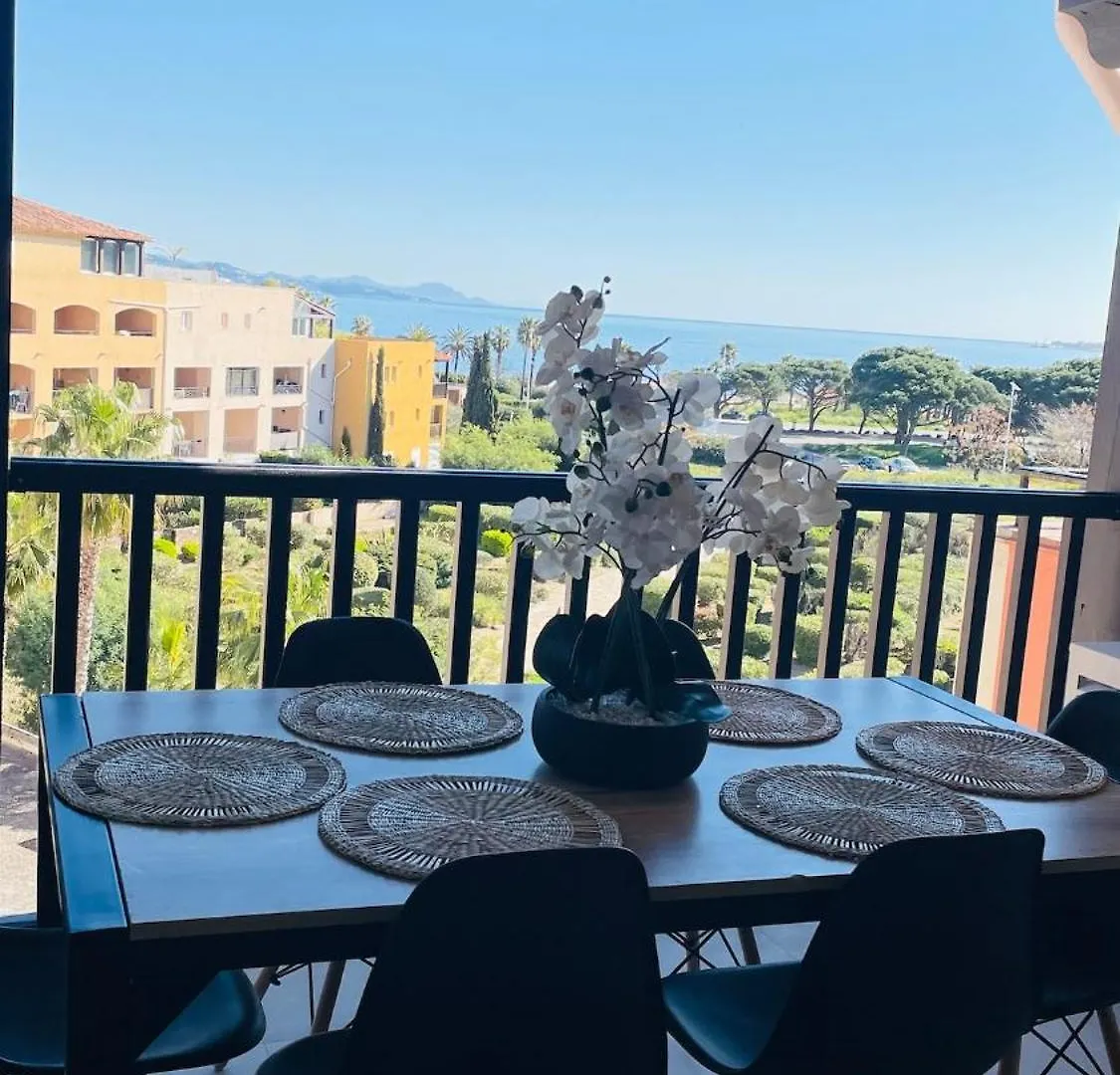 Appartement Blue Marine, Vue Mer, 2 Chambres Gassin
